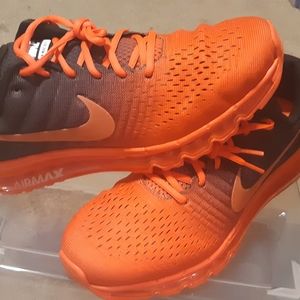 NIKE Men's Air Max 2017